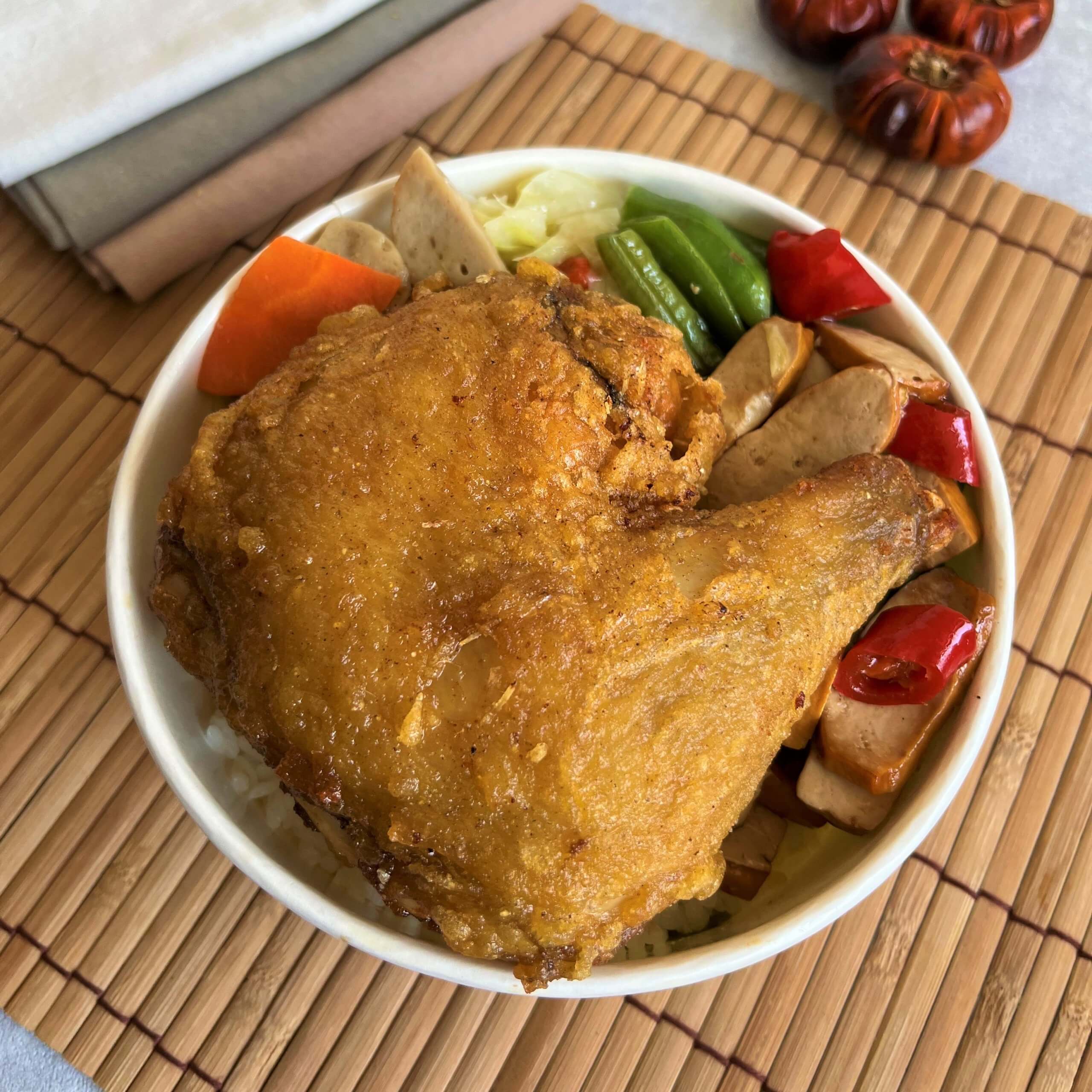 酥炸雞腿飯