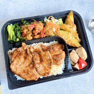 馬告豬排+塔香三杯雞會議便當